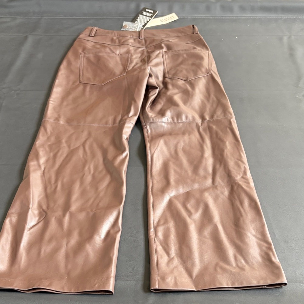Badgley Mischka NWT Stretch Vegan Leather Straight Leg Pants Brown XS - Picture 4 of 10